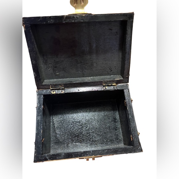 Egyptian-Inspired Ornate Wooden Keepsake Box - Picture 7 of 8